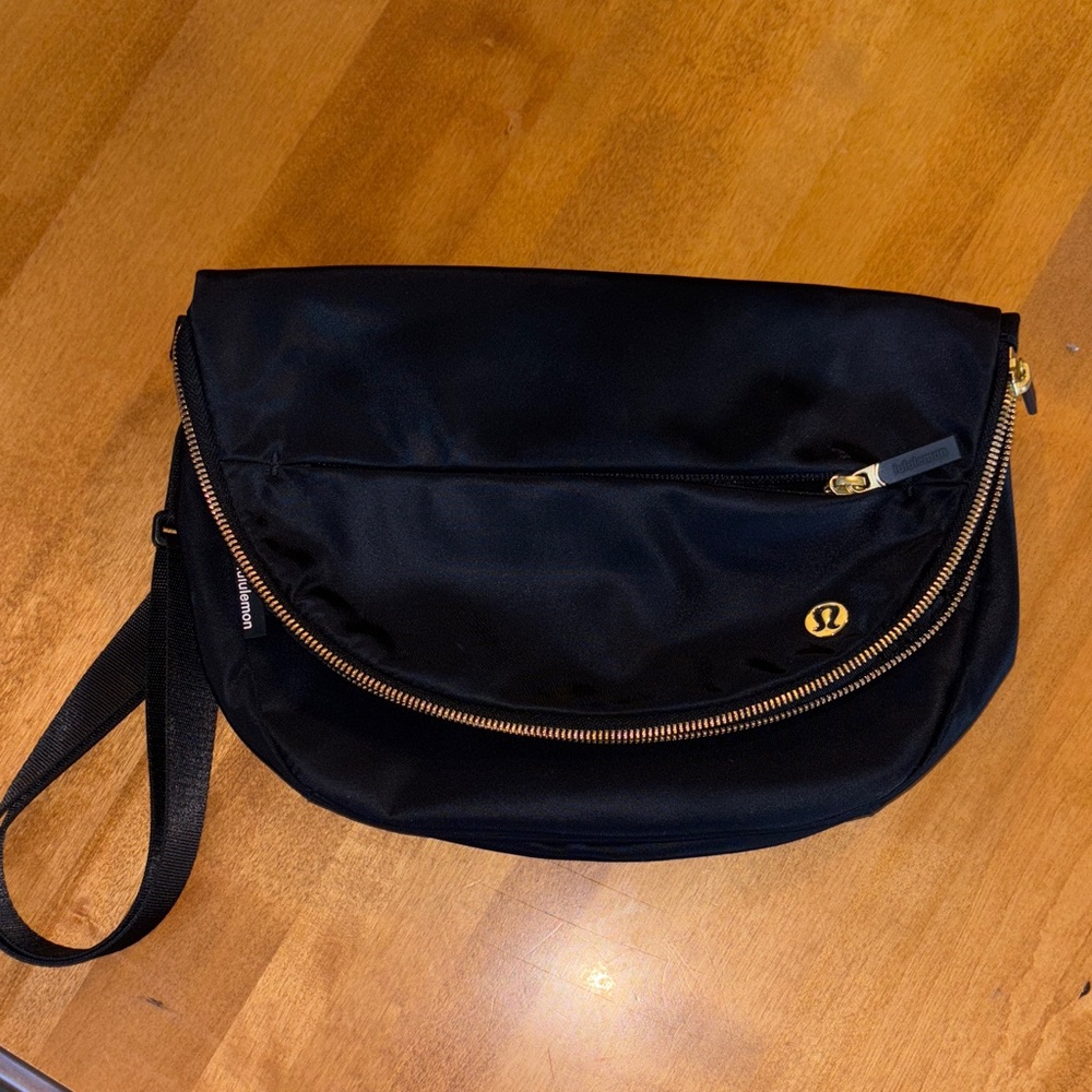 Lululemon Black Crossbody Bag